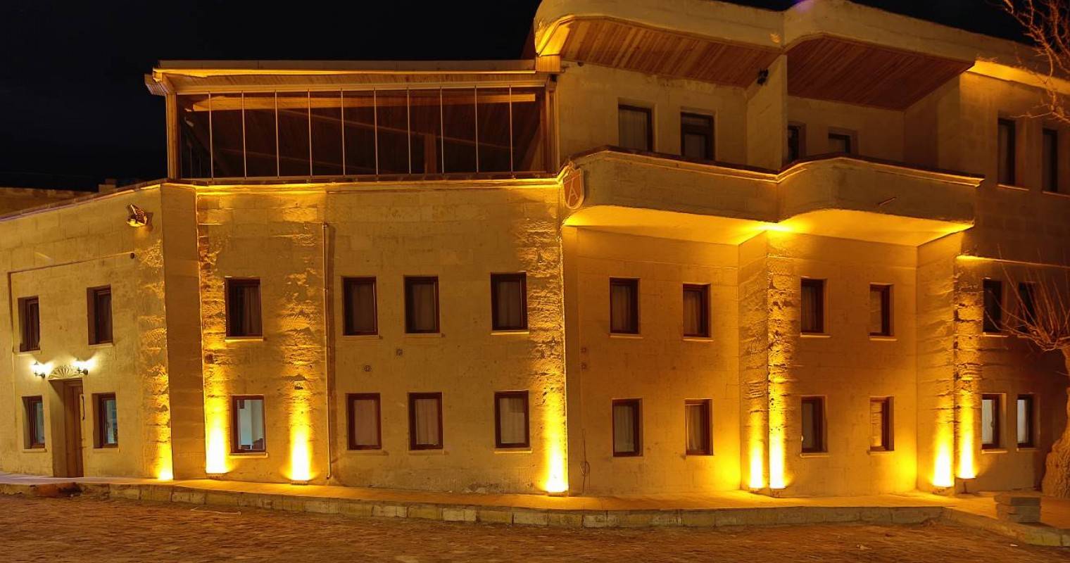 adenhotel, hms
